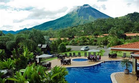 Arenal Volcano Hotels - Volcano Lodge & Springs in La Fortuna