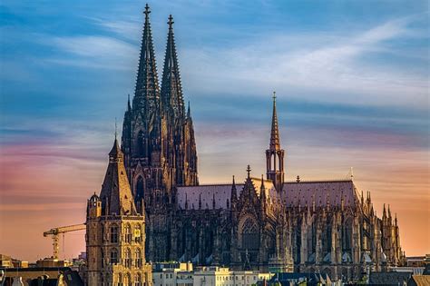 The History of Cologne Cathedral - AESU