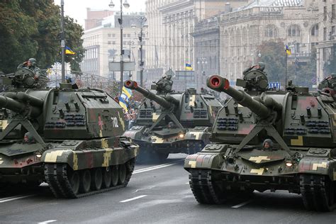 Ukraine puts on show of military strength during Independence Day ...