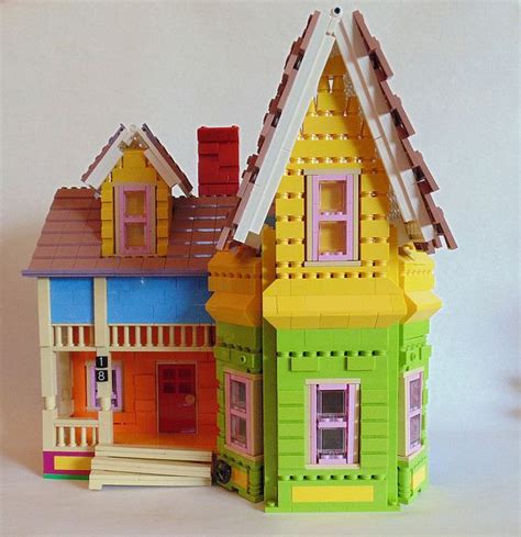 Disney pixar 'UP' House | Lego disney, Lego projects, Lego design