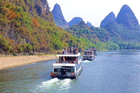 River Li Cruise in Guilin, China Editorial Stock Photo - Image of china, scenic: 163156108