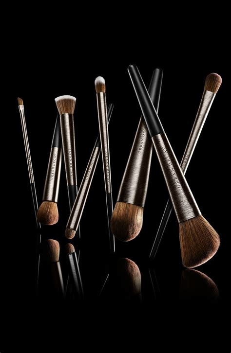 Urban Decay | Pro Diffusing Highlighter Brush in 2020 | Precise ...