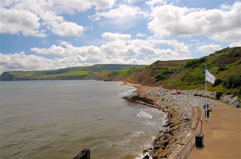 Enjoy the stunning natural beauty of Robin Hood’s Bay beach - The ...