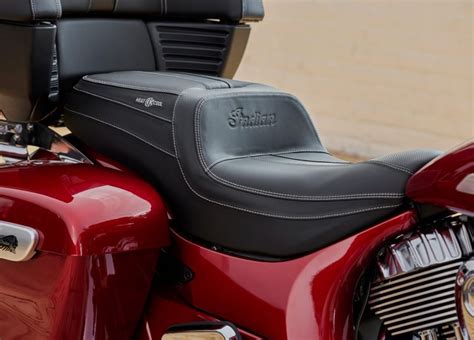 2023 Indian Roadmaster Limited [Specs, Features, Photos]