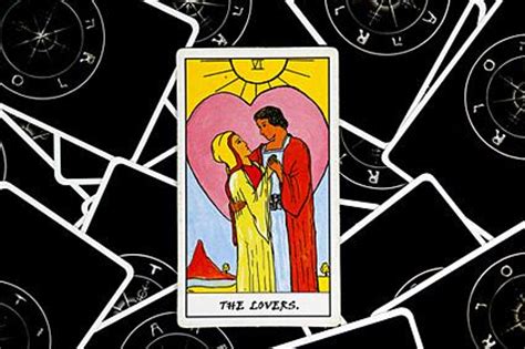 Free Love Tarot Reading Types and Where to Find Them | LoveToKnow