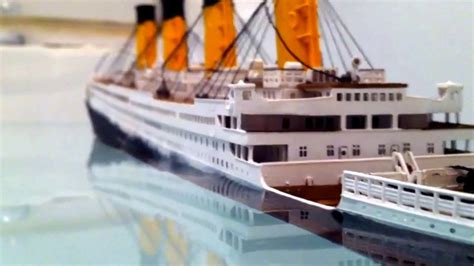 miniature Titanic model sinking - YouTube