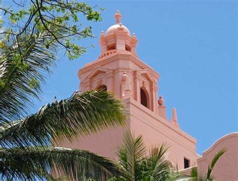 Hotels on the Island of Oahu, Hawaii