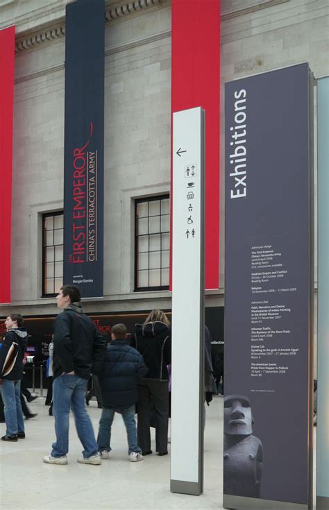 British Museum wayfinding | Wayfinding signage design, Signage system, Wayfinding signs