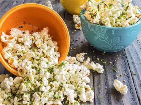 Healthy Snacks: 9 Reasons You Need Popcorn in Your Diet