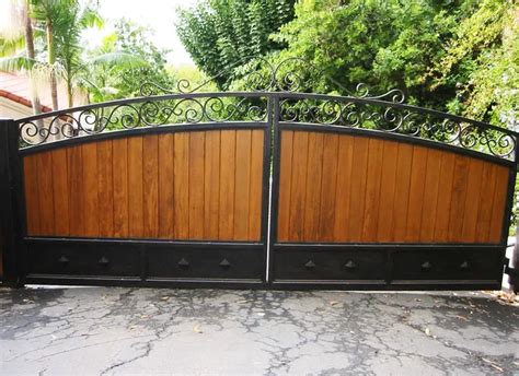 Orange County, CA Wrought Iron Entry Gates | Decorative & Ornamental Entry Gates Long Beach