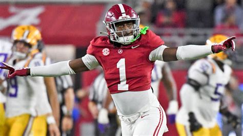 2024 NFL Mock Draft: Eagles address aging secondary, Bears trade up ...