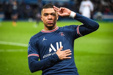 Kylian Mbappé Daily Routine – Celebrity Daily Routine