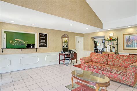 Baymont by Wyndham Smithfield | Smithfield, NC Hotels