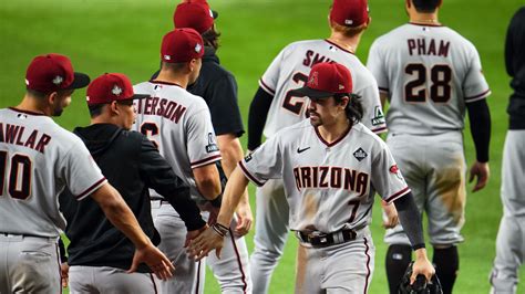 Rangers tied with D-backs ahead of World Series Game 3 - Axios Dallas