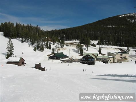 A Guide to the Showdown Ski Area in Montana