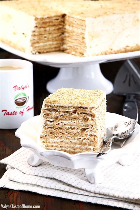 No-Bake Honey Graham Cracker Cake (Only 3 Ingredients!)