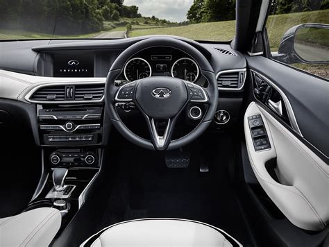 Infiniti Reveals Q30 Interior, It has Mercedes-Benz Written All Over It - autoevolution