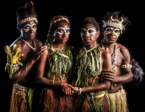 The Sepik Tribes (Ambunti and Wewak - Sepik River) - tribes of papua new guinea