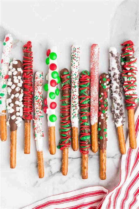 Christmas Chocolate Covered Pretzel Rods - Desserts on a Dime