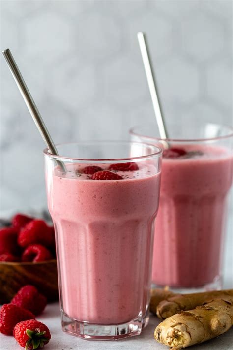 Raspberry Ginger Smoothie - Food with Feeling