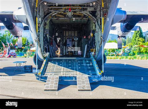 Rear Ramp Of Cargo Plane Stock Photo - Alamy