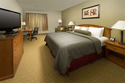 Seattle Hotel Deals & Offers - Redmond Inn