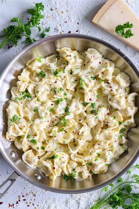 Creamy Tortellini Alfredo - Simply Home Cooked