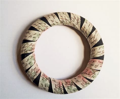 Burlap and Ribbon Wreath – Wonderful Creations Blog