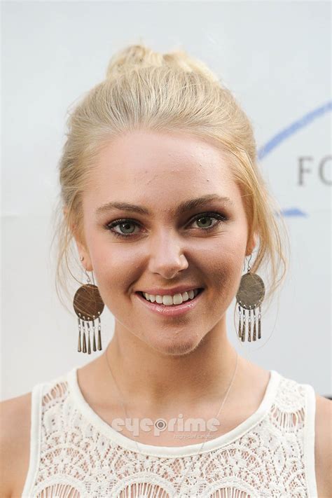 AnnaSophia Robb | The Carrie Diaries Wiki | Fandom