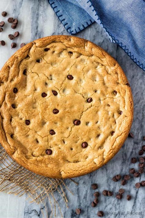 Giant Chocolate Chip Cookie - Bake. Eat. Repeat.