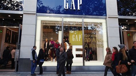 Gap ferme huit de ses 28 magasins en France