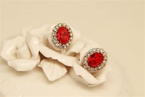 Red Gemstone Gold Diamond Stud Earrings -SheIn(Sheinside)