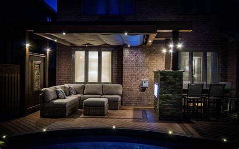 Deck Lighting | Royal Decks and Landscapes