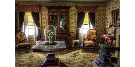 What Are the 13 Victorian Furniture Characteristics? - Home Stratosphere