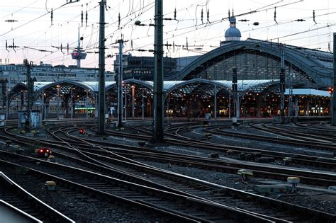 Station Cologne Tracks - Free photo on Pixabay - Pixabay