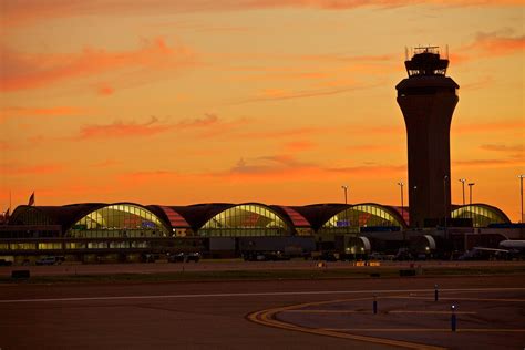 St. Louis Lambert International Airport STL Ultimate Terminal Guide ...