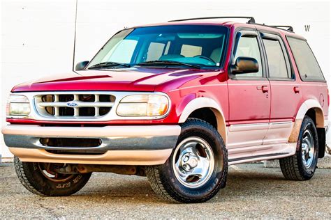 1995 Ford Explorer Eddie Bauer With 31K Miles Up For Auction