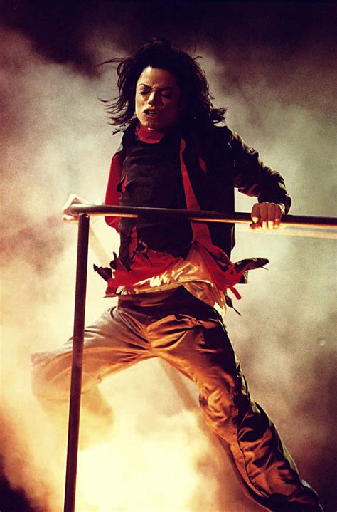 Michael Jackson Earth Song Live | Mjj Galeria