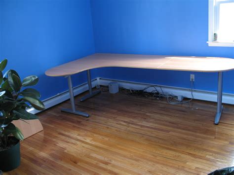 Ikea Galant desk | The new desk. It will never be this clean… | Flickr
