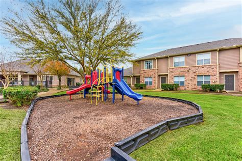 Highland Meadow Village - 10990 Highland Meadow Vlg Dr | Houston, TX Apartments for Rent | Rent.