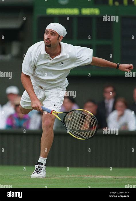 Andre agassi wimbledon 05 july hi-res stock photography and images - Alamy