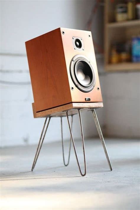 DIY Speaker Stand: 25+ Creative Ideas That Are Easy to Make