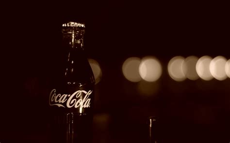 Coca'Cola glass bottle illustration HD wallpaper | Wallpaper Flare