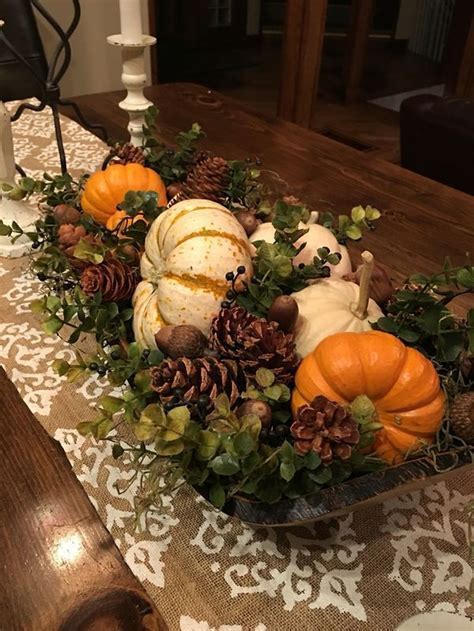 Cool 37 Inspiring Thanksgiving Centerpieces Table Decorations. More at https://homishome.com ...