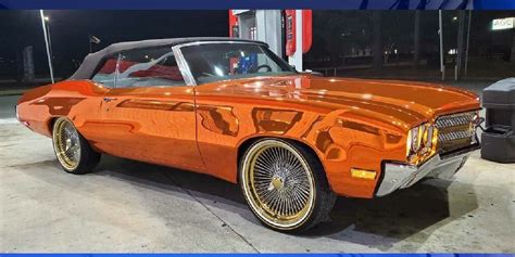 Spokes-N-Vogues designs car for Iconic Snoop Dogg