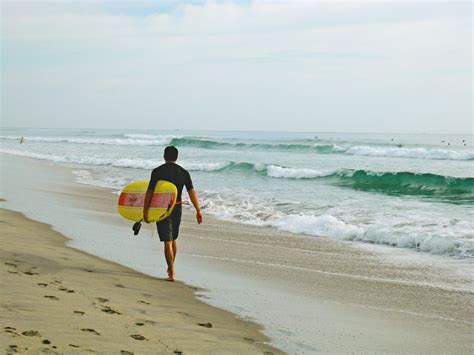 Try Surfing in Cocoa Beach, Florida | Stay In Cocoa Beach