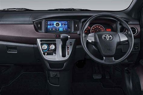 Toyota Calya 2024 Price, Promo December, Spec & Reviews