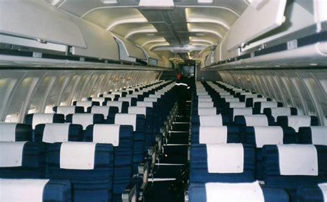 Northwest 727-200 Cabin | Northwest airlines, Aircraft interiors, Airline interiors