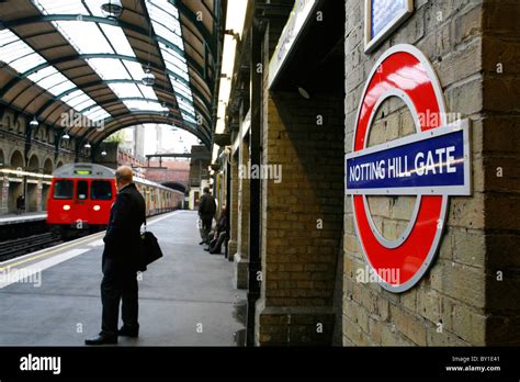 Notting hill gate london station hi-res stock photography and images ...