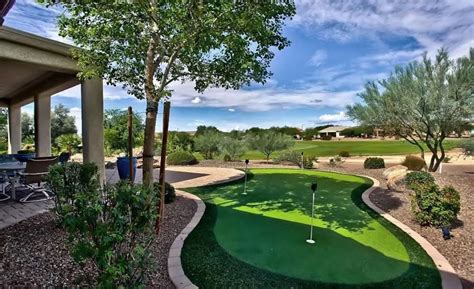 27 Golf Backyard Putting Green Ideas - Designing Idea